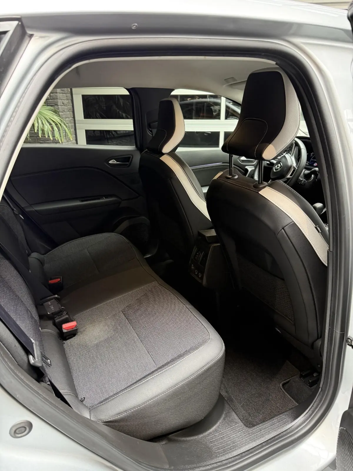 1.6 E-Tech full hybrid 145 techno