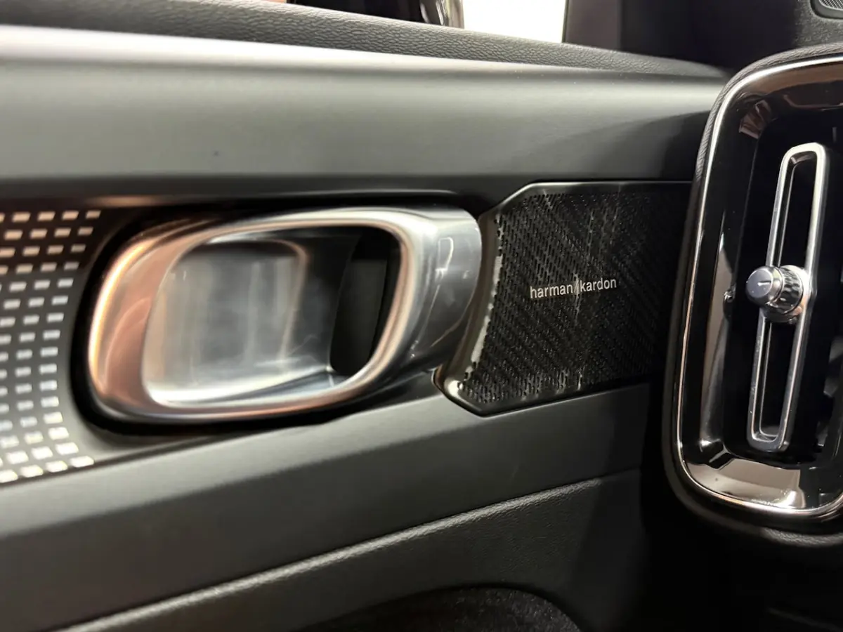 1.5 T5 Recharge R-Design | H/K Premium Sound | Pano | Trekhaak | Licht Pakket | Parkeerass