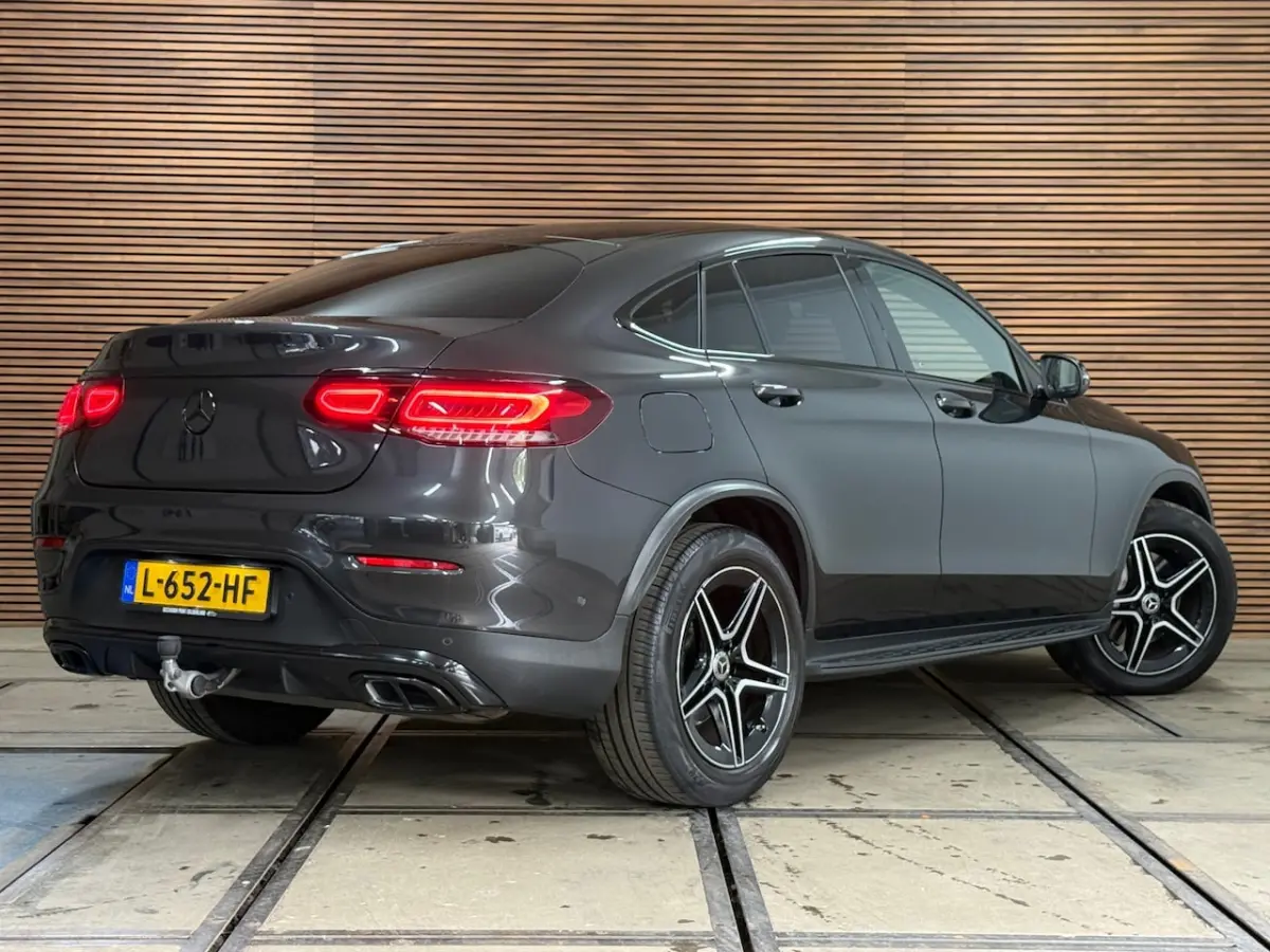 200 4MATIC Premium Plus AMG Line 4MATIC | Pano | Virtual | Night pakket| Ambient | MBUX |