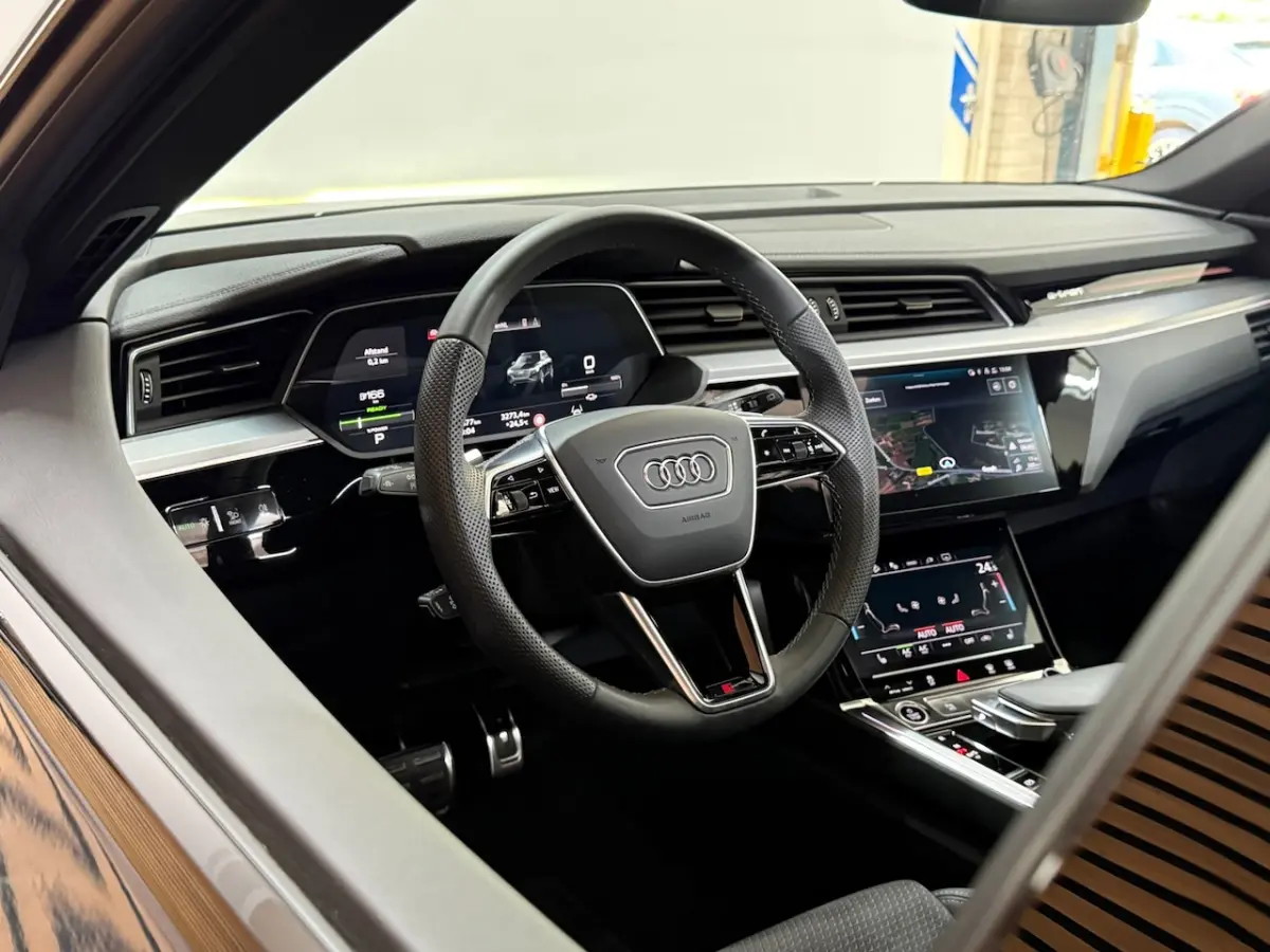 55 quattro S-line Black Edition 115 kWh | 408PK | Pano | Trekhaak | Matrix Led | B&O Sound
