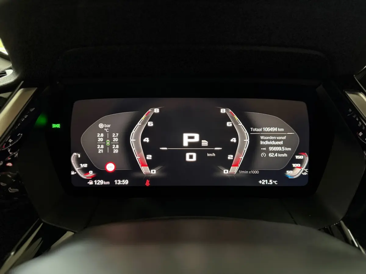 SDrive30i High Ex. Edition | VOL | M-Sport | Frozen Grey | H/K Sound | HUD | Adaptief M |