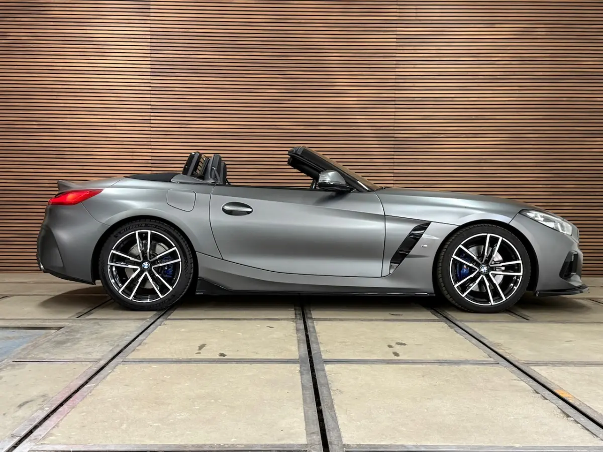 SDrive30i High Ex. Edition | VOL | M-Sport | Frozen Grey | H/K Sound | HUD | Adaptief M |