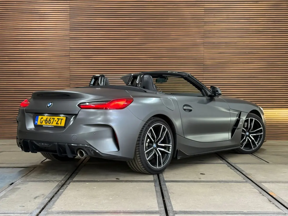 SDrive30i High Ex. Edition | VOL | M-Sport | Frozen Grey | H/K Sound | HUD | Adaptief M |
