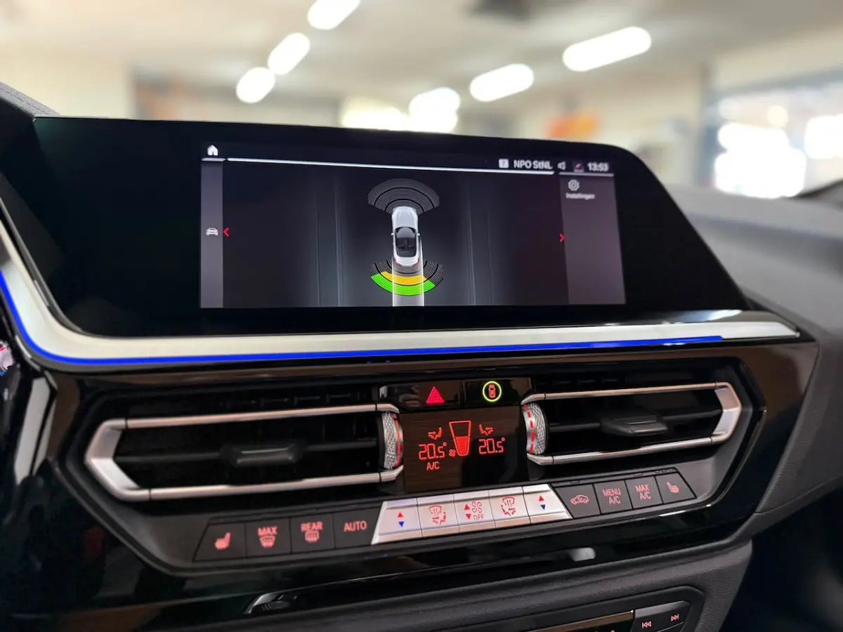 SDrive30i High Ex. Edition | VOL | M-Sport | Frozen Grey | H/K Sound | HUD | Adaptief M |