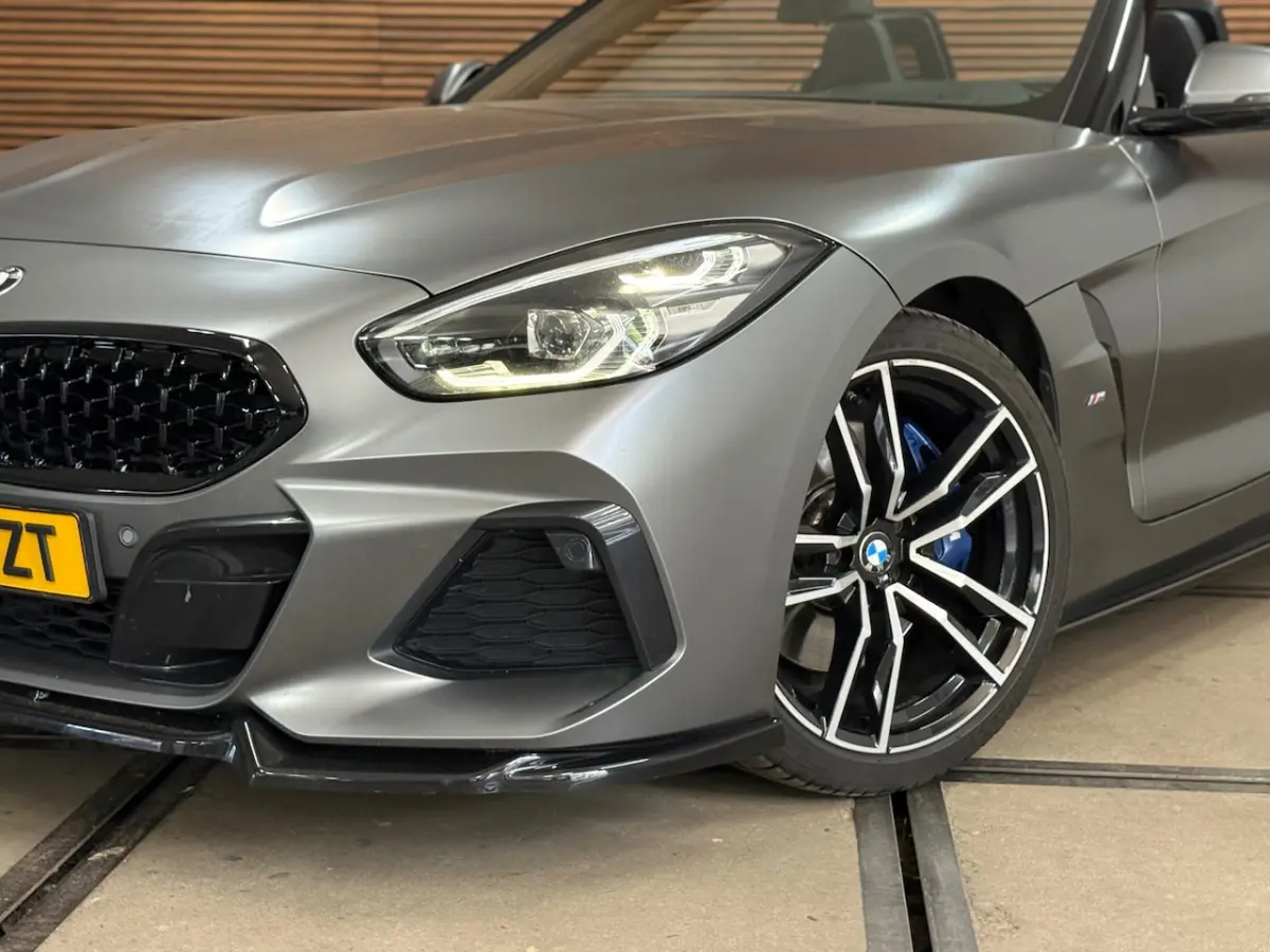SDrive30i High Ex. Edition | VOL | M-Sport | Frozen Grey | H/K Sound | HUD | Adaptief M |