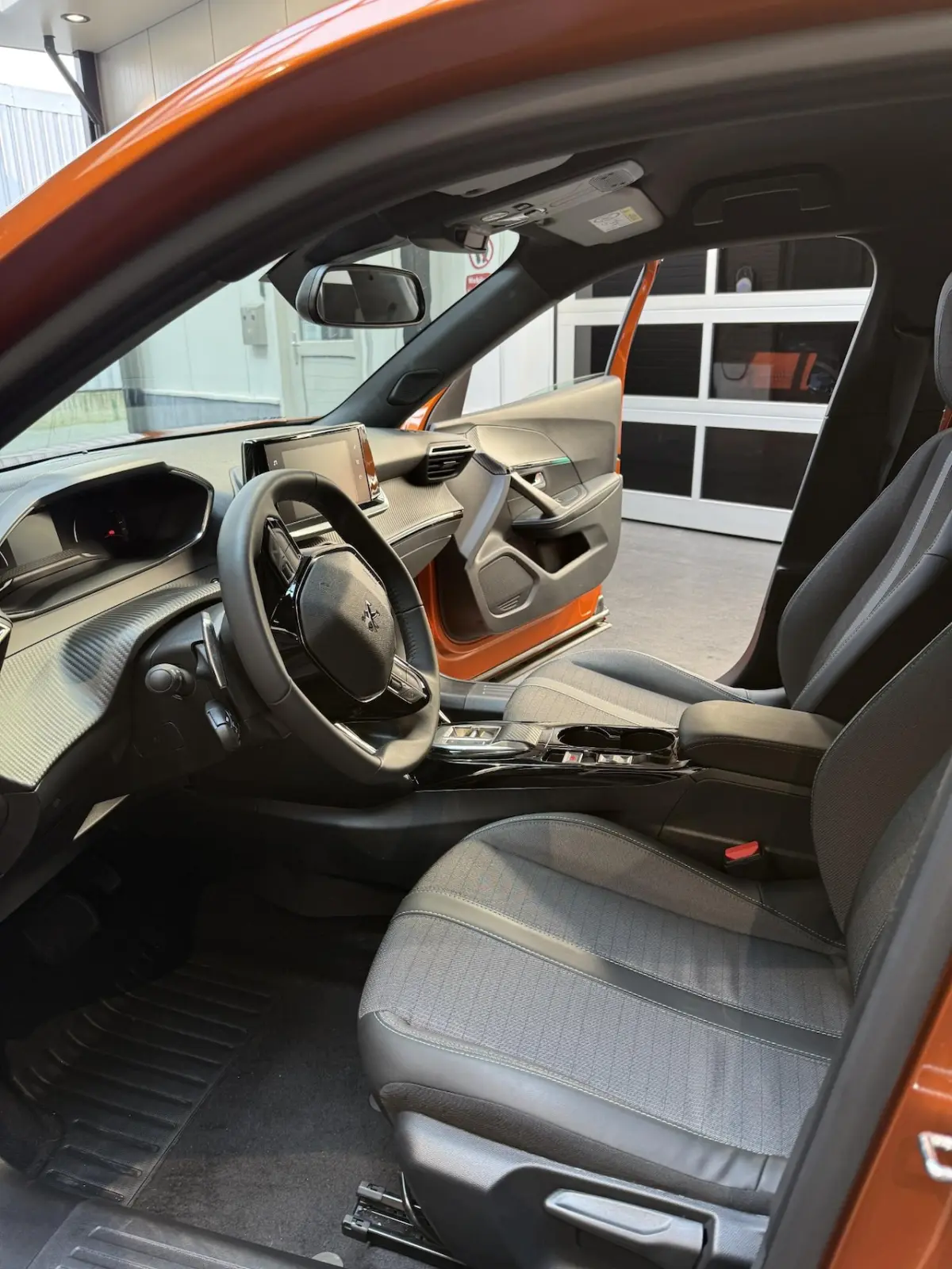 1.2 PureTech Allure Automaat