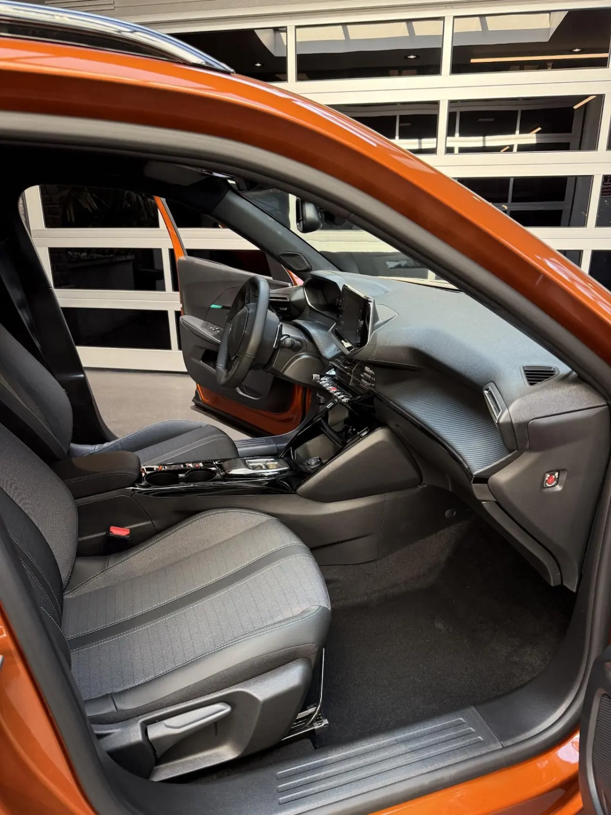 1.2 PureTech Allure Automaat