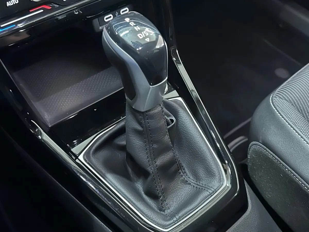 1.0 TSI Style DSG | ACC | Camera | CarPlay | 18 Inch | LED | Stoelverwarming