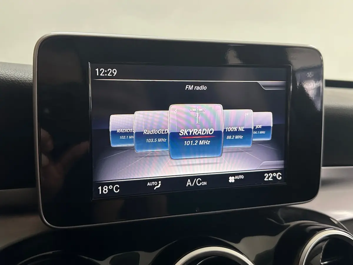 C200 Estate Avantgarde Automaat | LED|Trekhaak|Stoelverwarming|Navi|Camera|Elektrische Ach