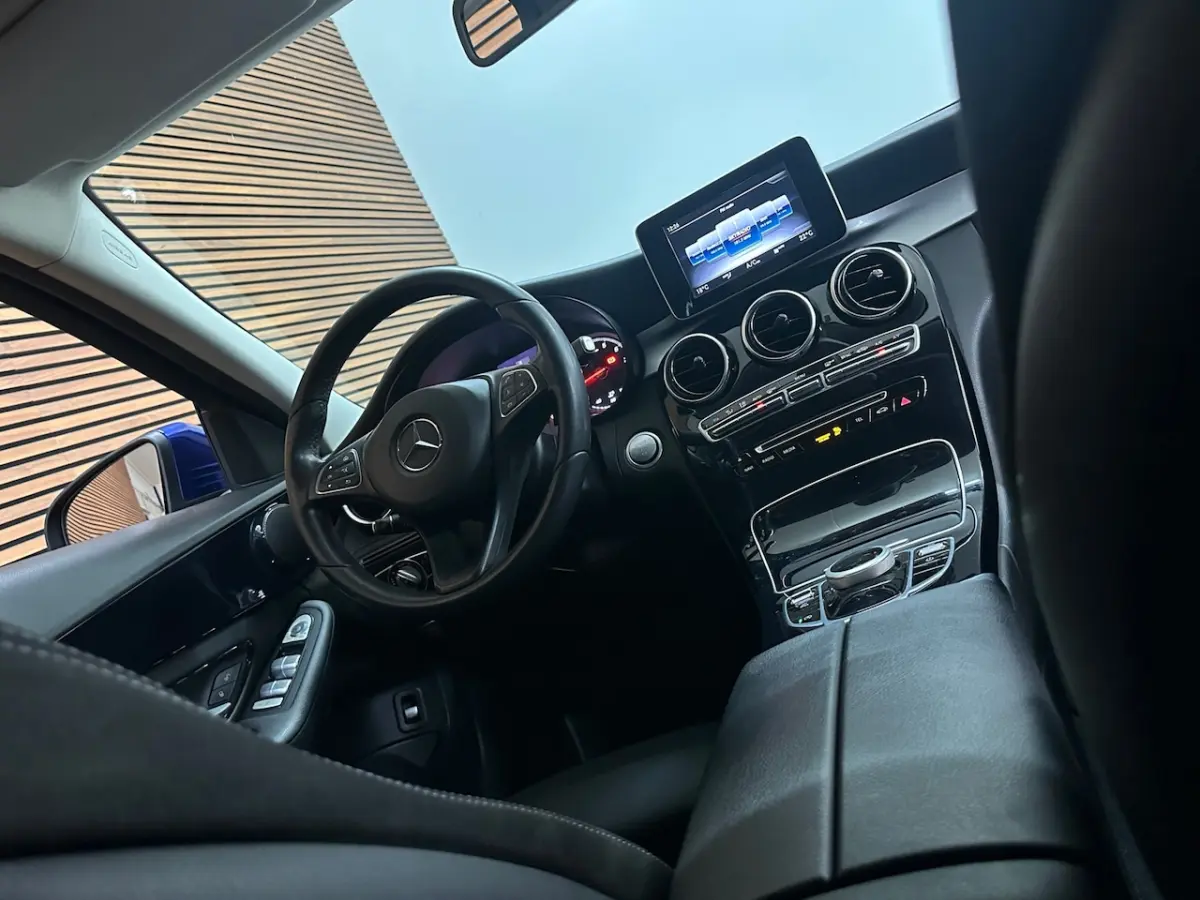C200 Estate Avantgarde Automaat | LED|Trekhaak|Stoelverwarming|Navi|Camera|Elektrische Ach