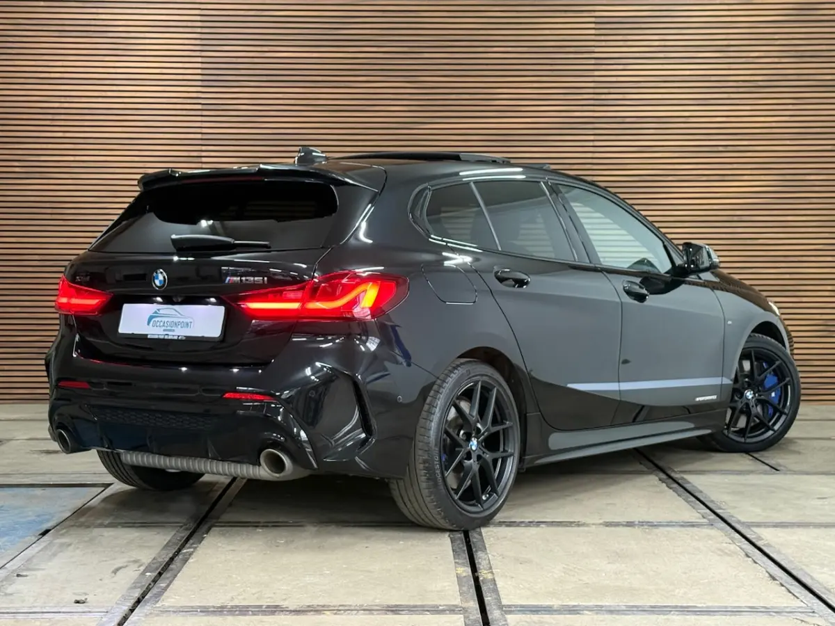 M135i xDrive M-Performance | BomVOL | M-Technic | Pano | HuD | Parkeer-pakket | Ambient |