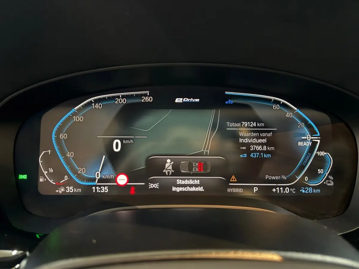 530e M-Sport Pro xDrive |Pano | H/K Sound | HUD | ACC | Laser | Nappa leder | Luchtvering