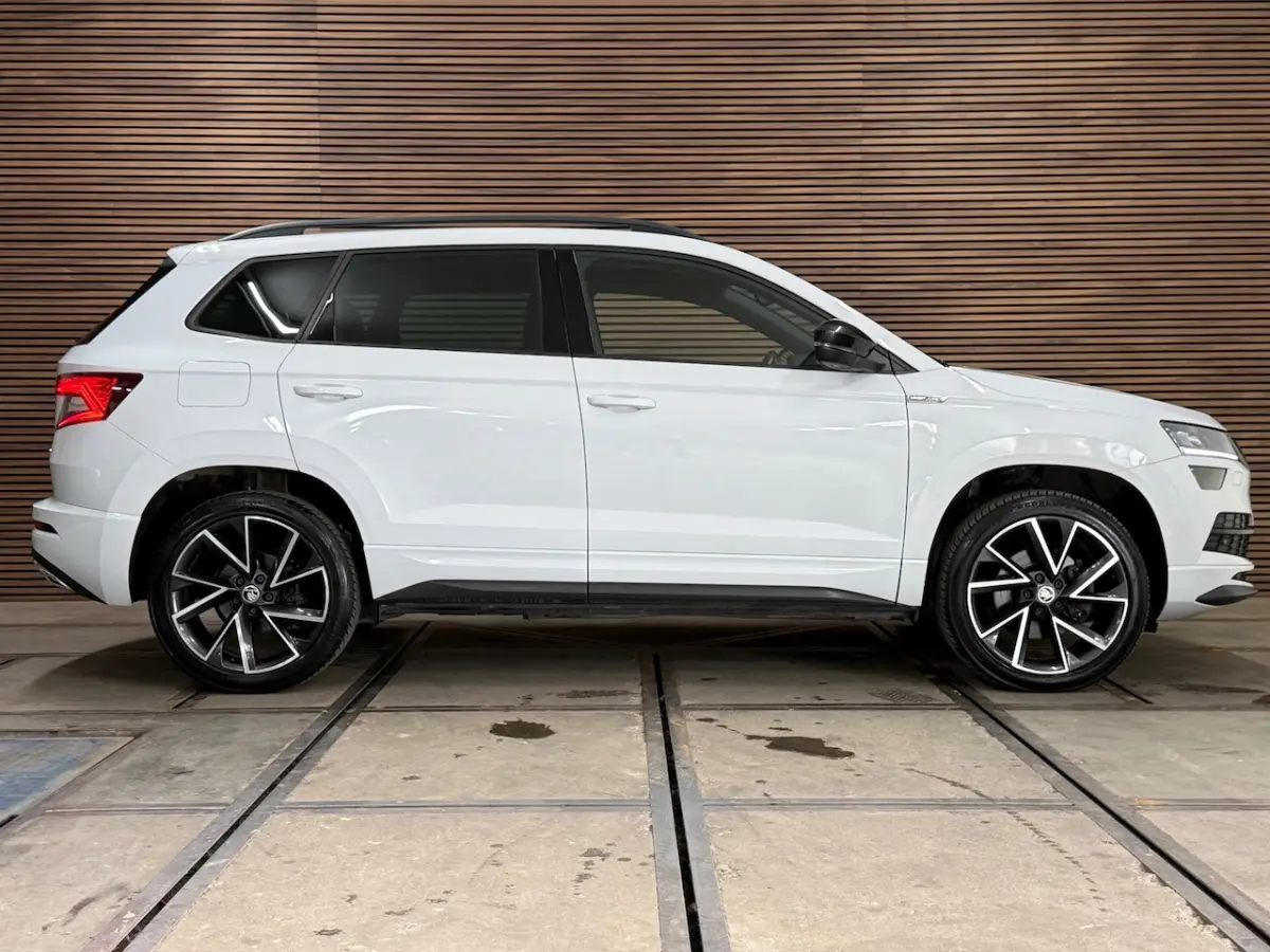1.5 TSI DSG 4x4 Sportline Business | 1800KG Trekgewicht | Carplay | Sportstoelen | Camera
