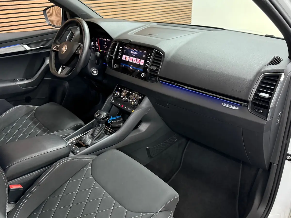 1.5 TSI DSG 4x4 Sportline Business | 1800KG Trekgewicht | Carplay | Sportstoelen | Camera