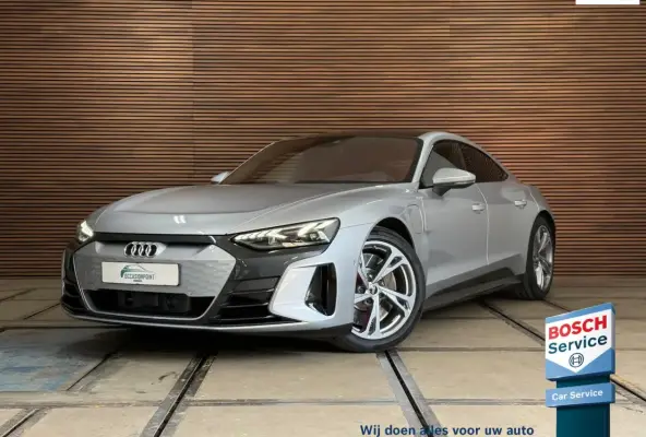 Quattro|530PK Overboost | 93kWh | Carbondak | Luchtvering | Matrix LED | Nappa | RS interi