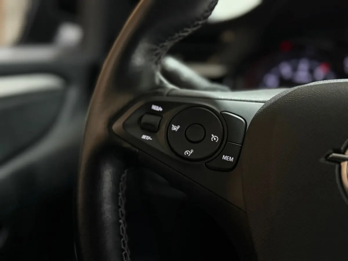 1.2 Edition Automaat | Navigatie | Park Pilot | Carplay | ALC | Stoelverwarming