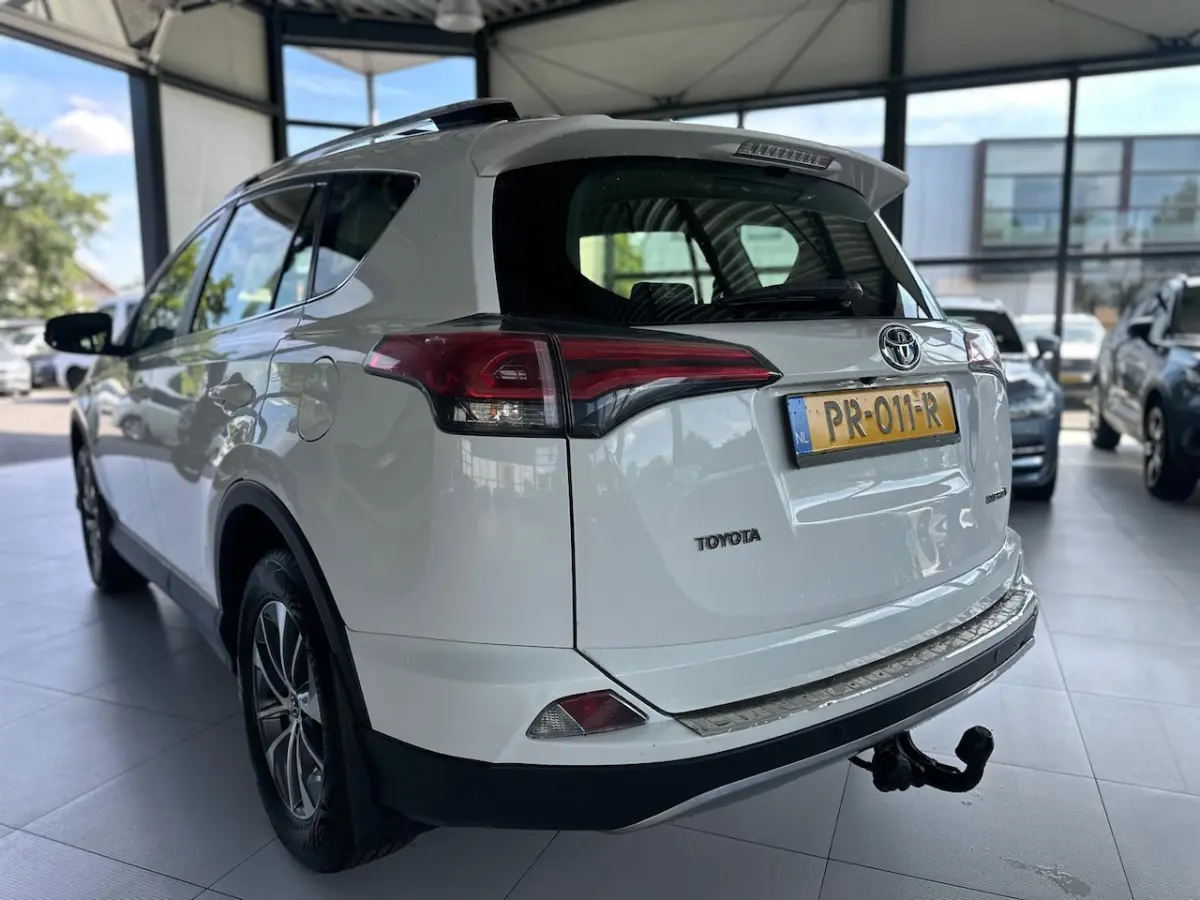 2.5 Hybrid AWD Dynamic | Automaat | Trekhaak | Dealer onderhouden | Climate | Cruise | Key