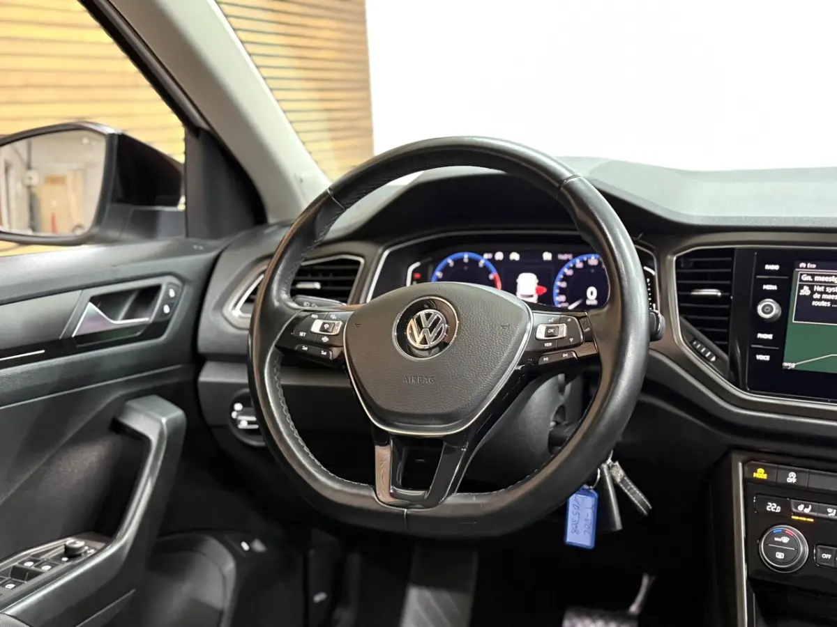 1.5 TSI Sport Business R-Line | LED | BEATS | Ambient | Virtual | 19inch Suzuka | Winterpa