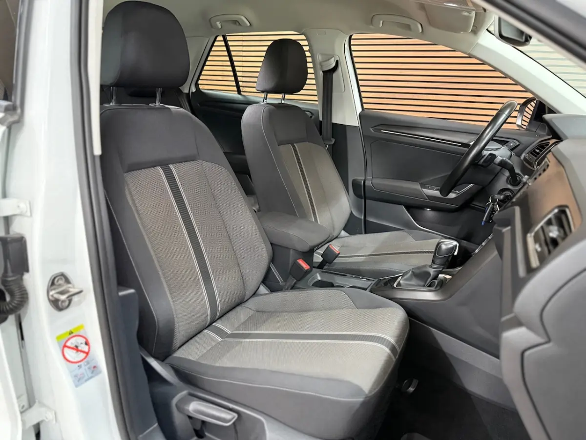 1.5 TSI Sport Business R-Line | LED | BEATS | Ambient | Virtual | 19inch Suzuka | Winterpa