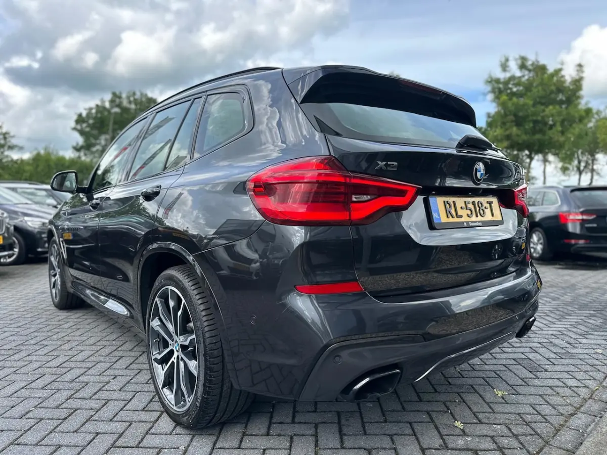 M40i xDrive High Executive | Full options | Elek Trekhaak | Pano | Head UP | Leder | H&K |
