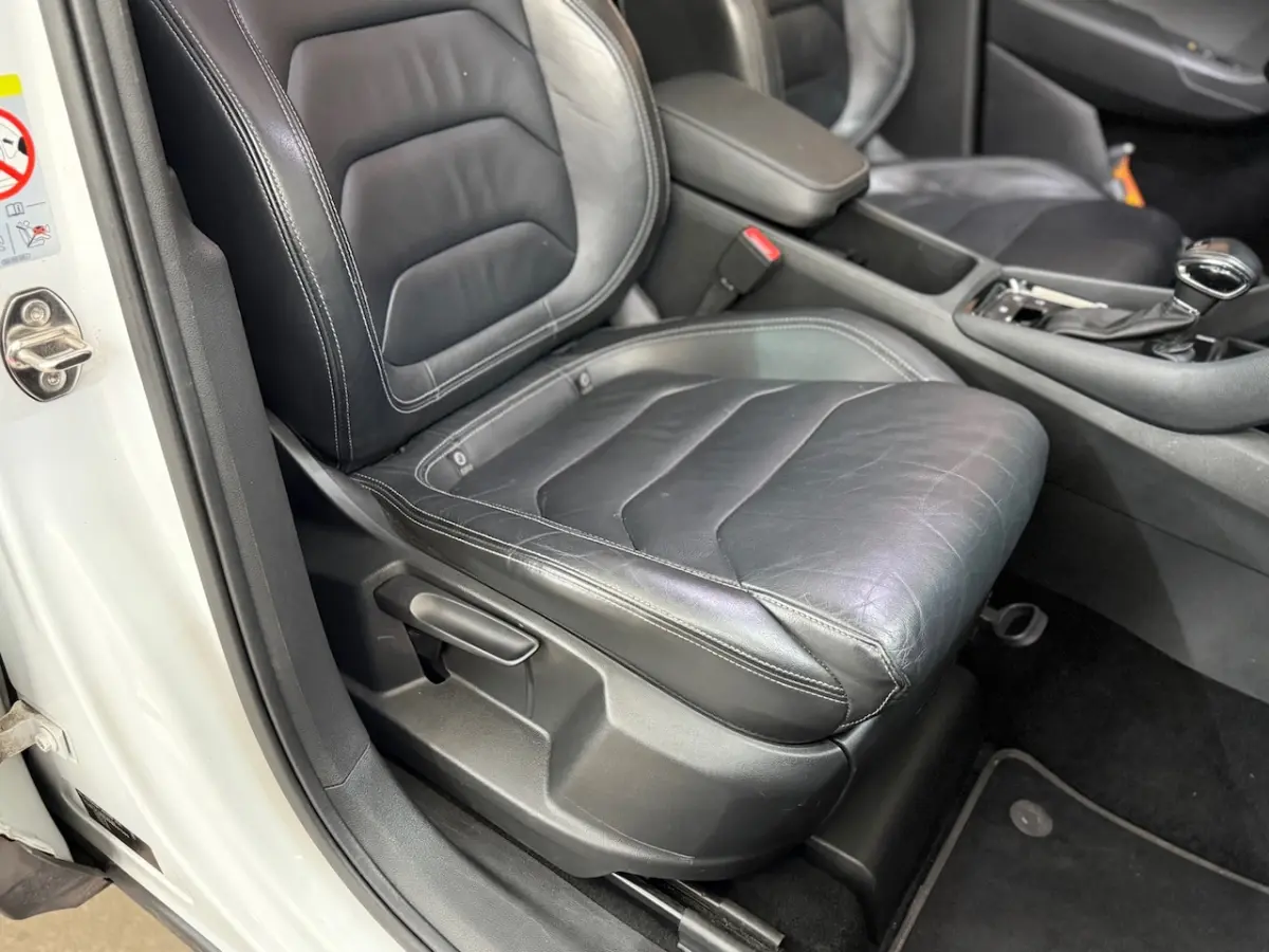 1.4 TSI ACT Style Business 7p. | Leder | Pano | Elektr TH | 19Inch | All Season