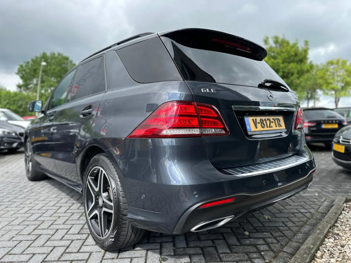 350 D 4MATIC | Automaat | Elek Trekhaak | Luchtvering | Panorama | LED | Camera | Stoelver
