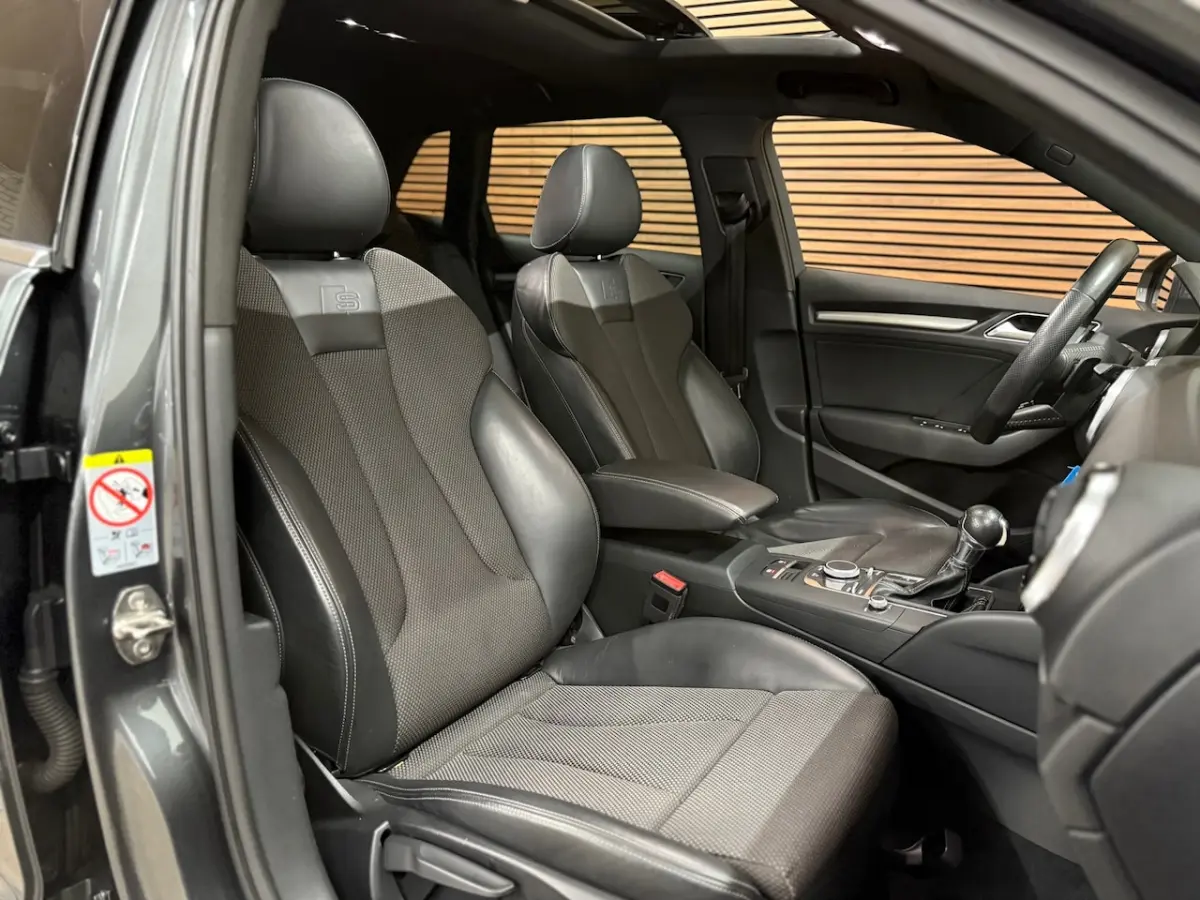 1.5 TFSI CoD Sport S Line Edition | Pano | Sportstoelen | LED | Navigatie | Trekhaak