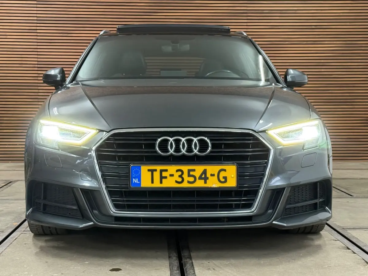 1.5 TFSI CoD Sport S Line Edition | Pano | Sportstoelen | LED | Navigatie | Trekhaak