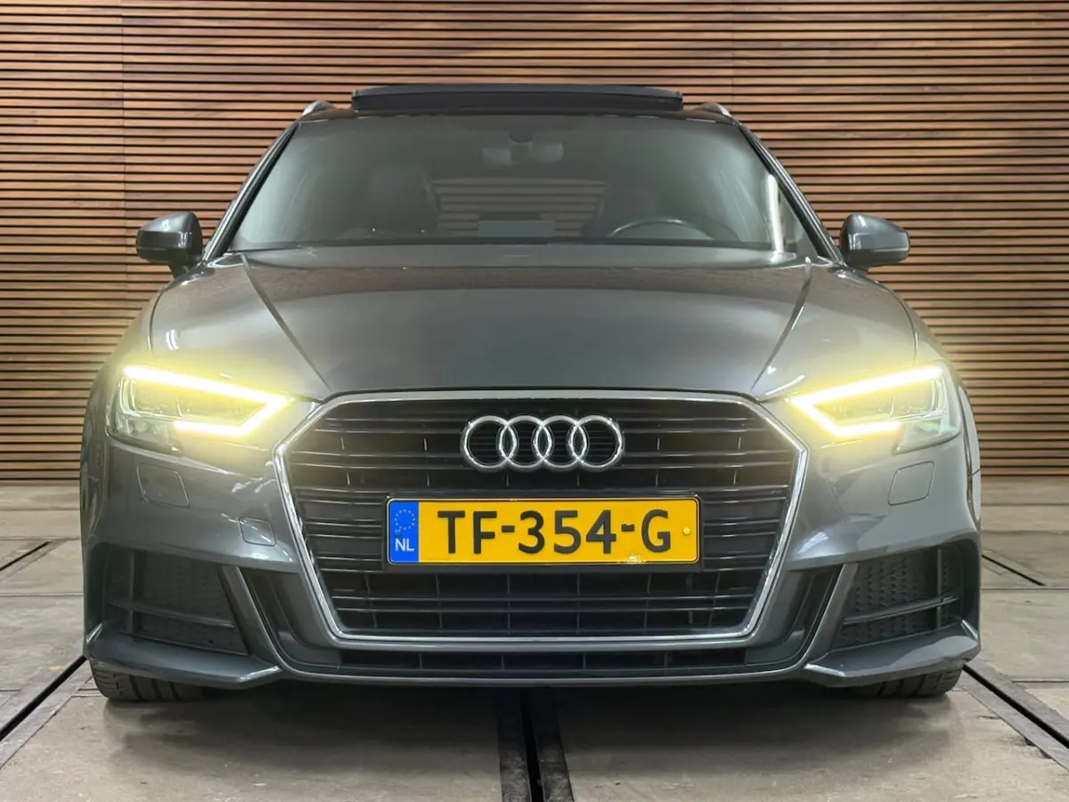1.5 TFSI CoD Sport S Line Edition | Pano | Sportstoelen | LED | Navigatie | Trekhaak