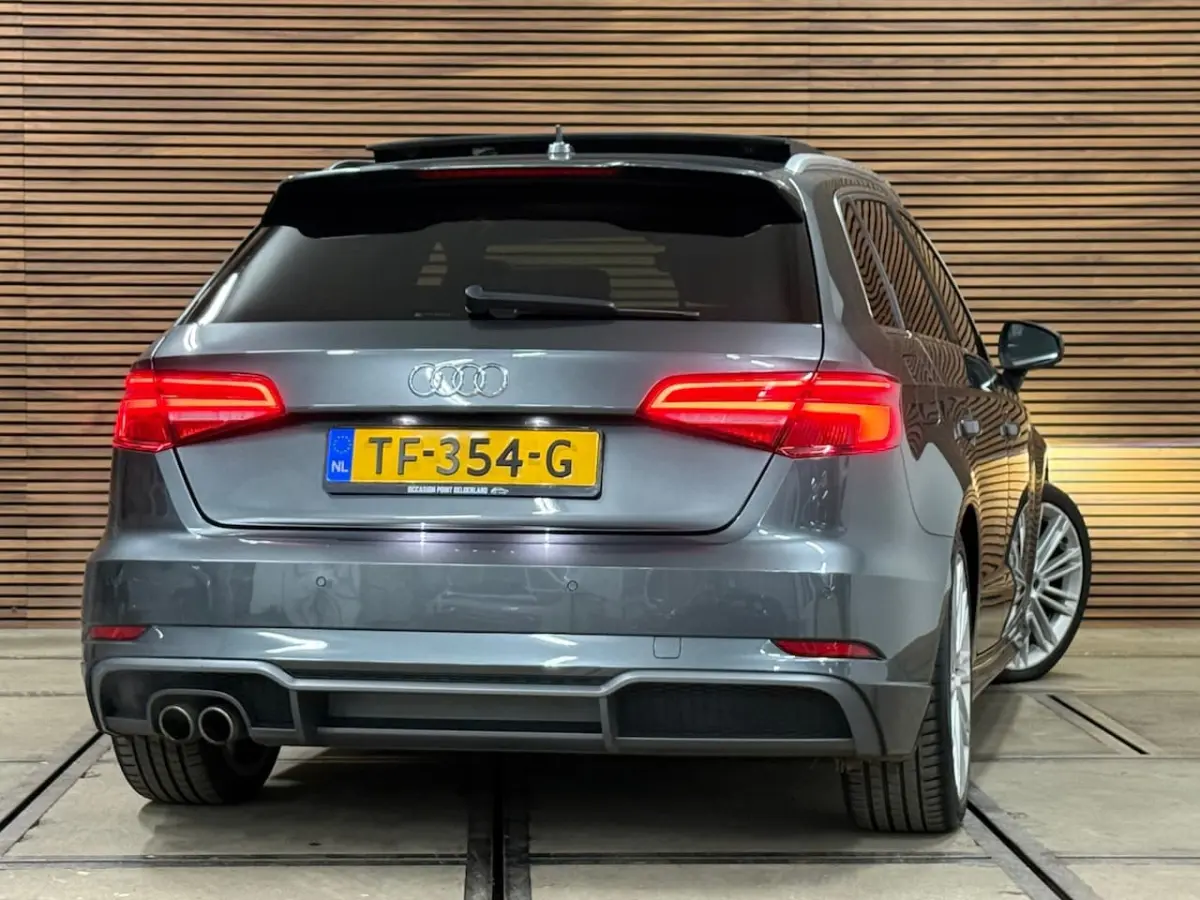 1.5 TFSI CoD Sport S Line Edition | Pano | Sportstoelen | LED | Navigatie | Trekhaak