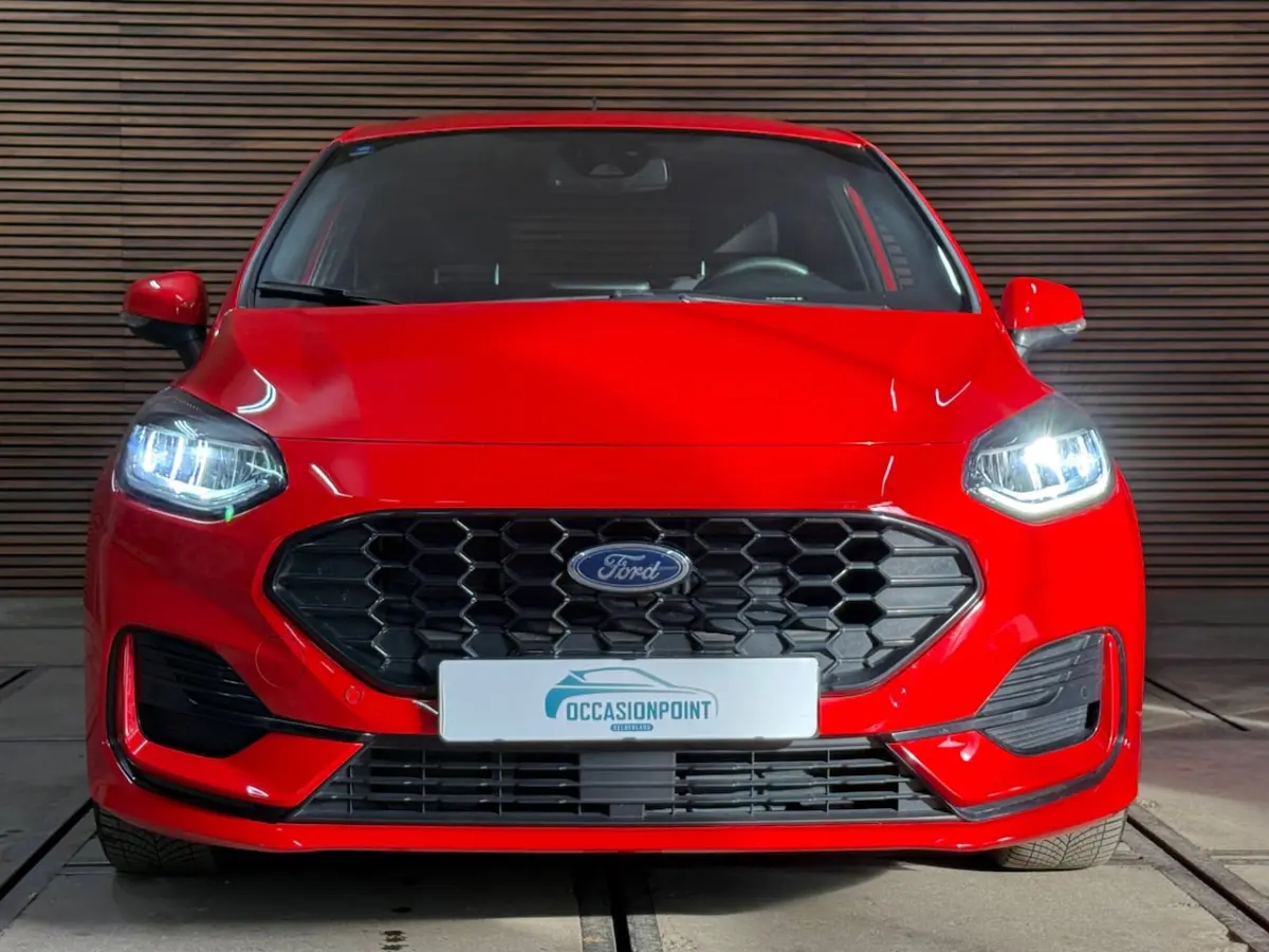 1.0 EcoBoost Hybrid ST-Line Automaat | 17' inch | Sportstoelen | Camera | Winter-Pack