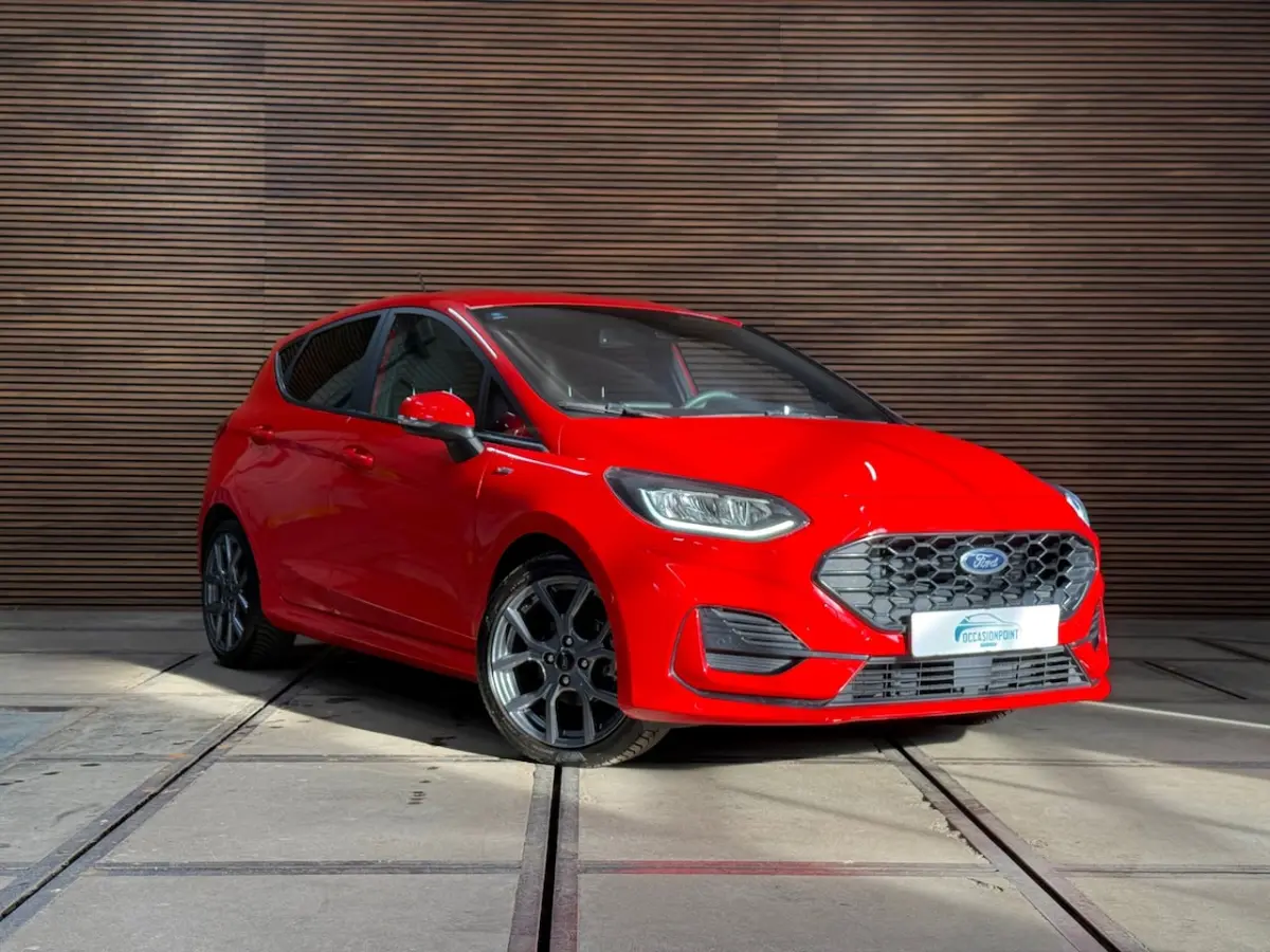 1.0 EcoBoost Hybrid ST-Line Automaat | 17' inch | Sportstoelen | Camera | Winter-Pack