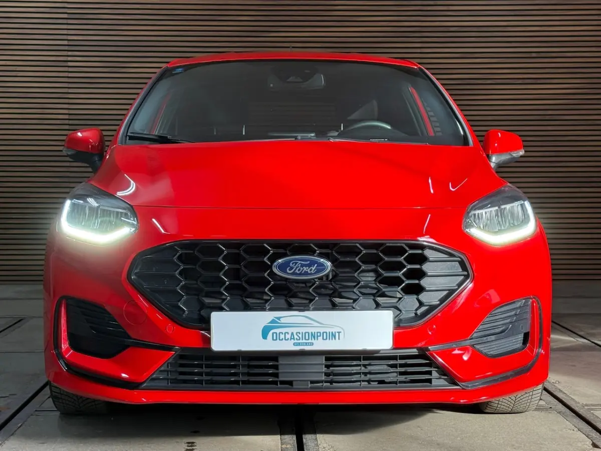 1.0 EcoBoost Hybrid ST-Line Automaat | 17' inch | Sportstoelen | Camera | Winter-Pack