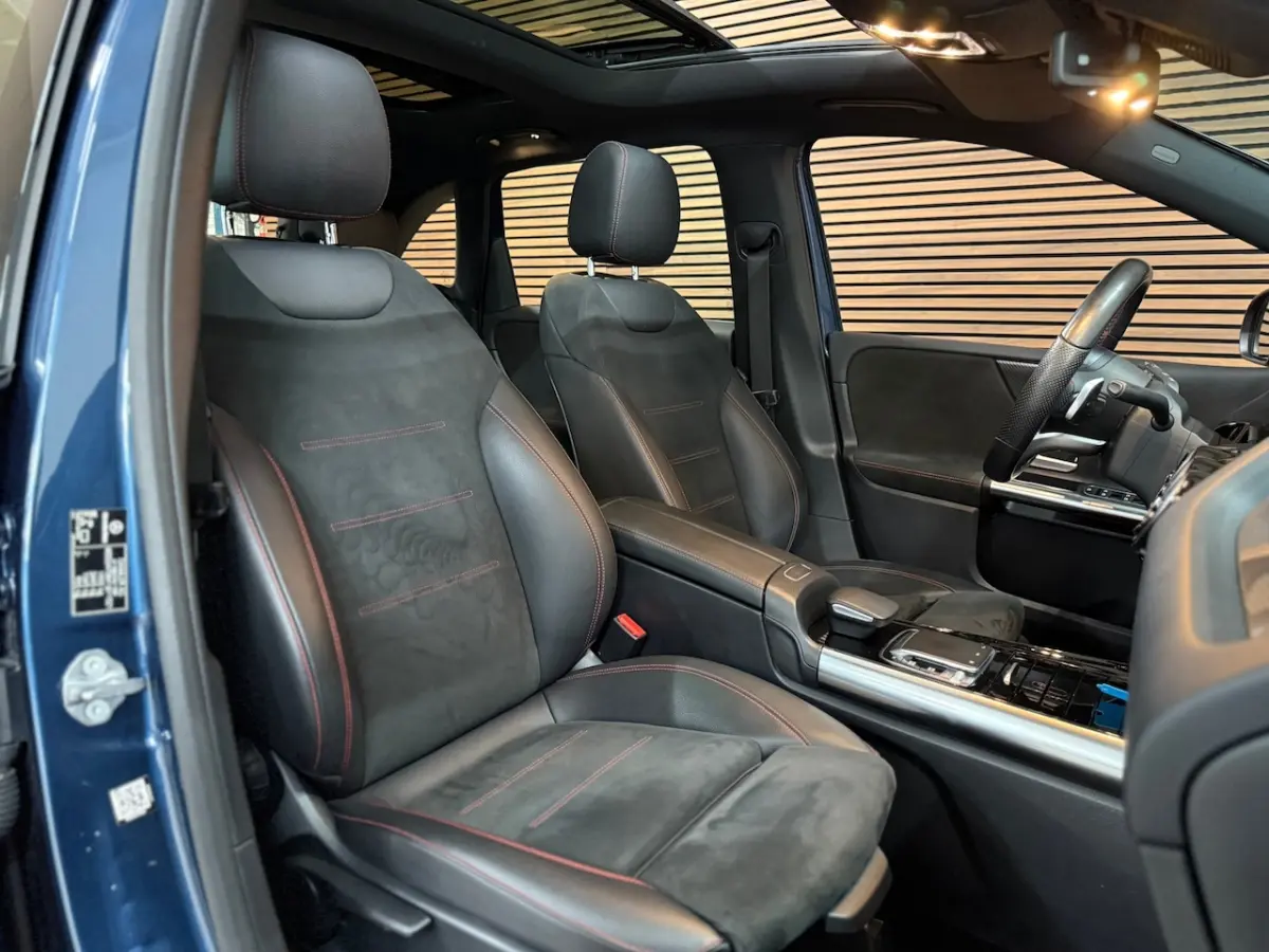 180 Business Solution AMG | Pano | Alcantara | 18' inch | DAB | Navigatie | Camera