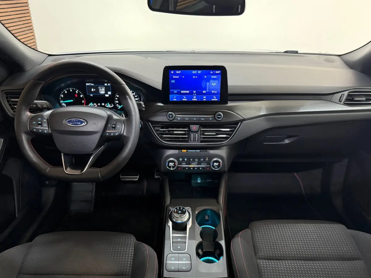 1.5 EcoBoost ST Line Business | 184PK | Pano | Full LED | Comfort-Pack | Winter-Pack | ST