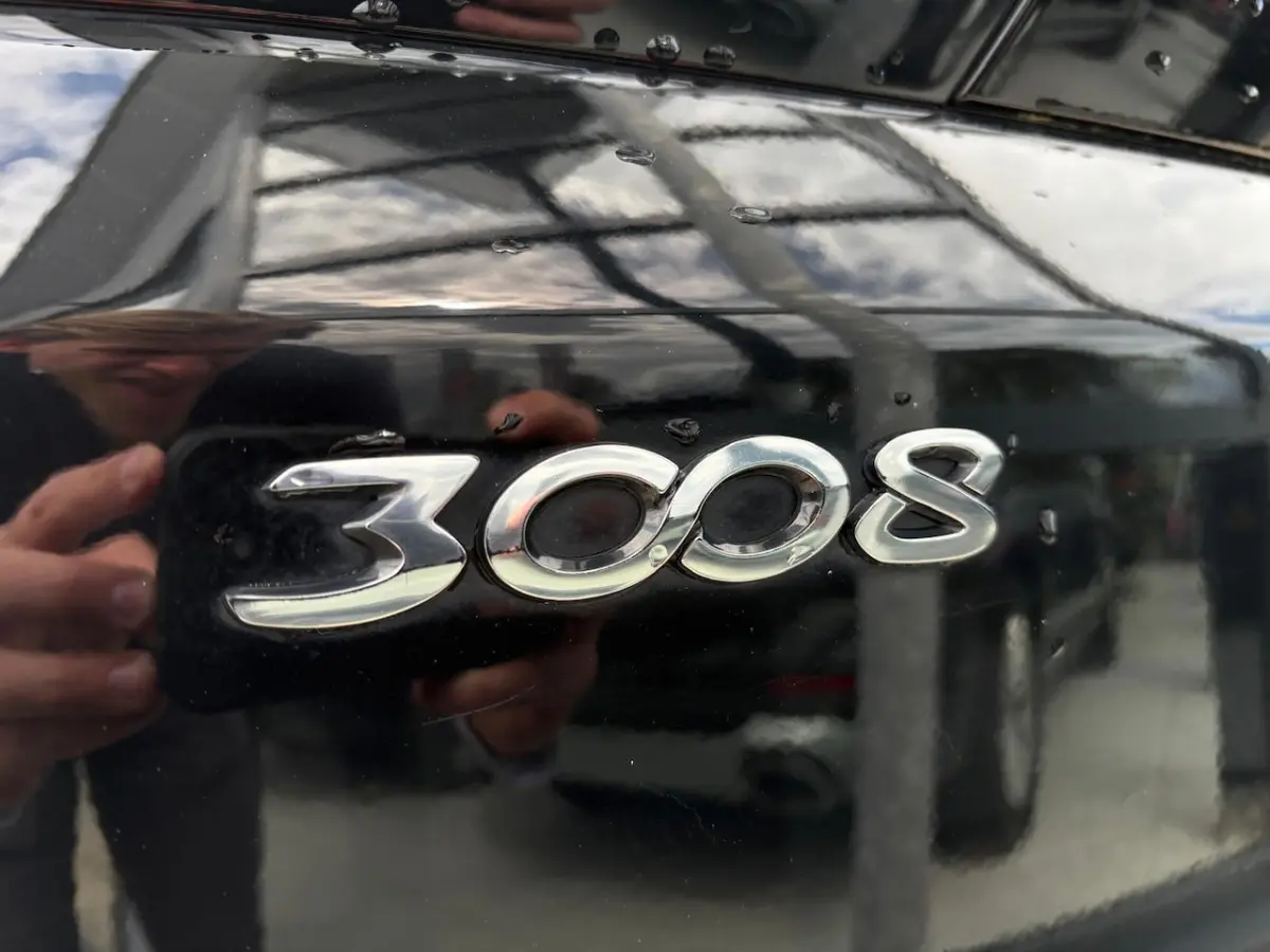 1.2 PureTech Blue Lease Executive | Automaat | Navi | Carplay | LMV | Camera | Distributie