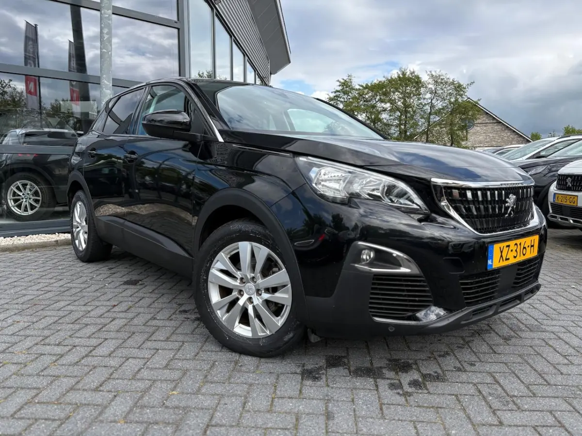1.2 PureTech Blue Lease Executive | Automaat | Navi | Carplay | LMV | Camera | Distributie