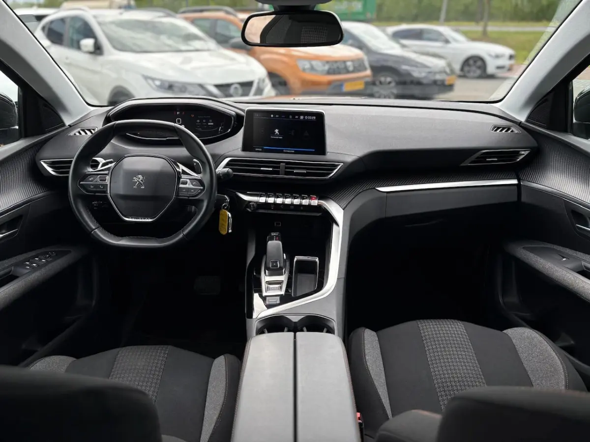 1.2 PureTech Blue Lease Executive | Automaat | Navi | Carplay | LMV | Camera | Distributie