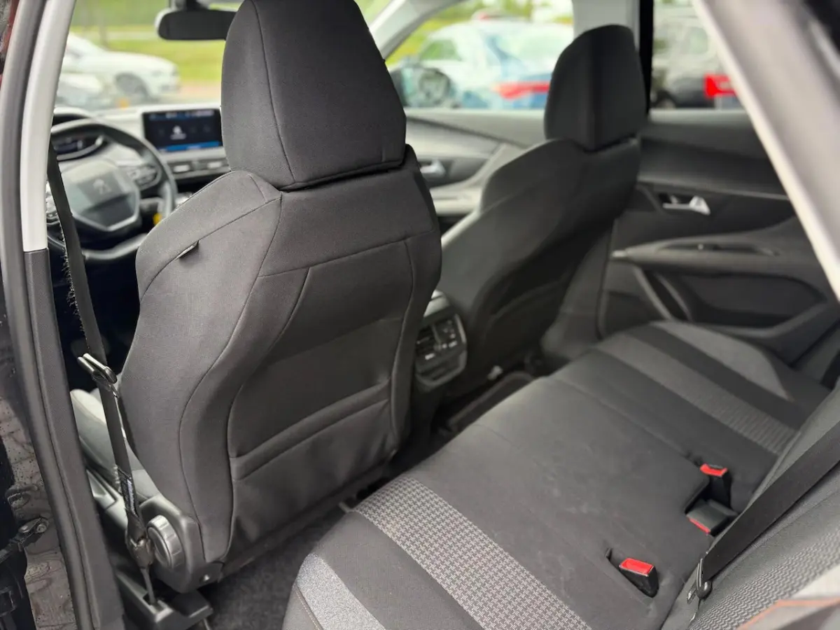 1.2 PureTech Blue Lease Executive | Automaat | Navi | Carplay | LMV | Camera | Distributie