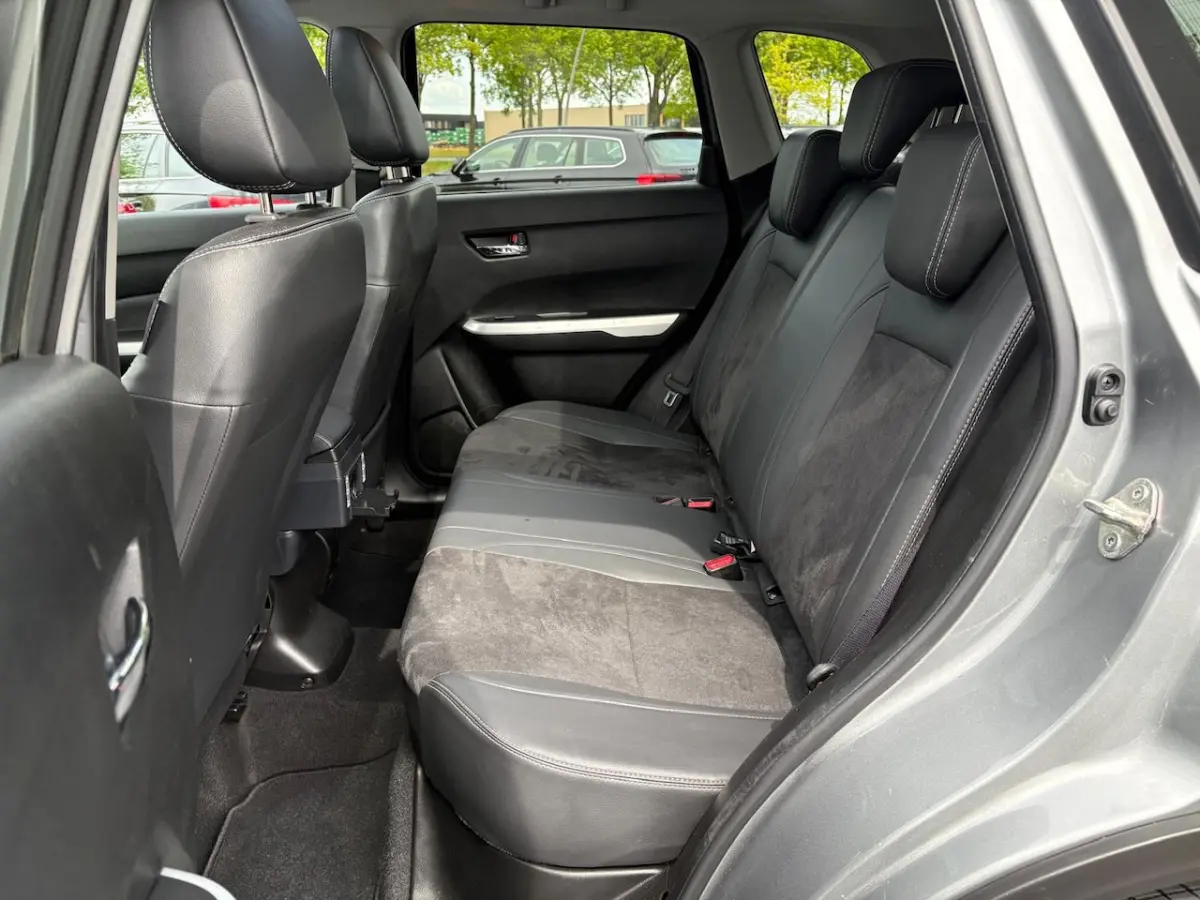 1.6 High Executive Allgrip | Automaat | Trekhaak | Camera | Stoel Verwarming | Pano | Crui