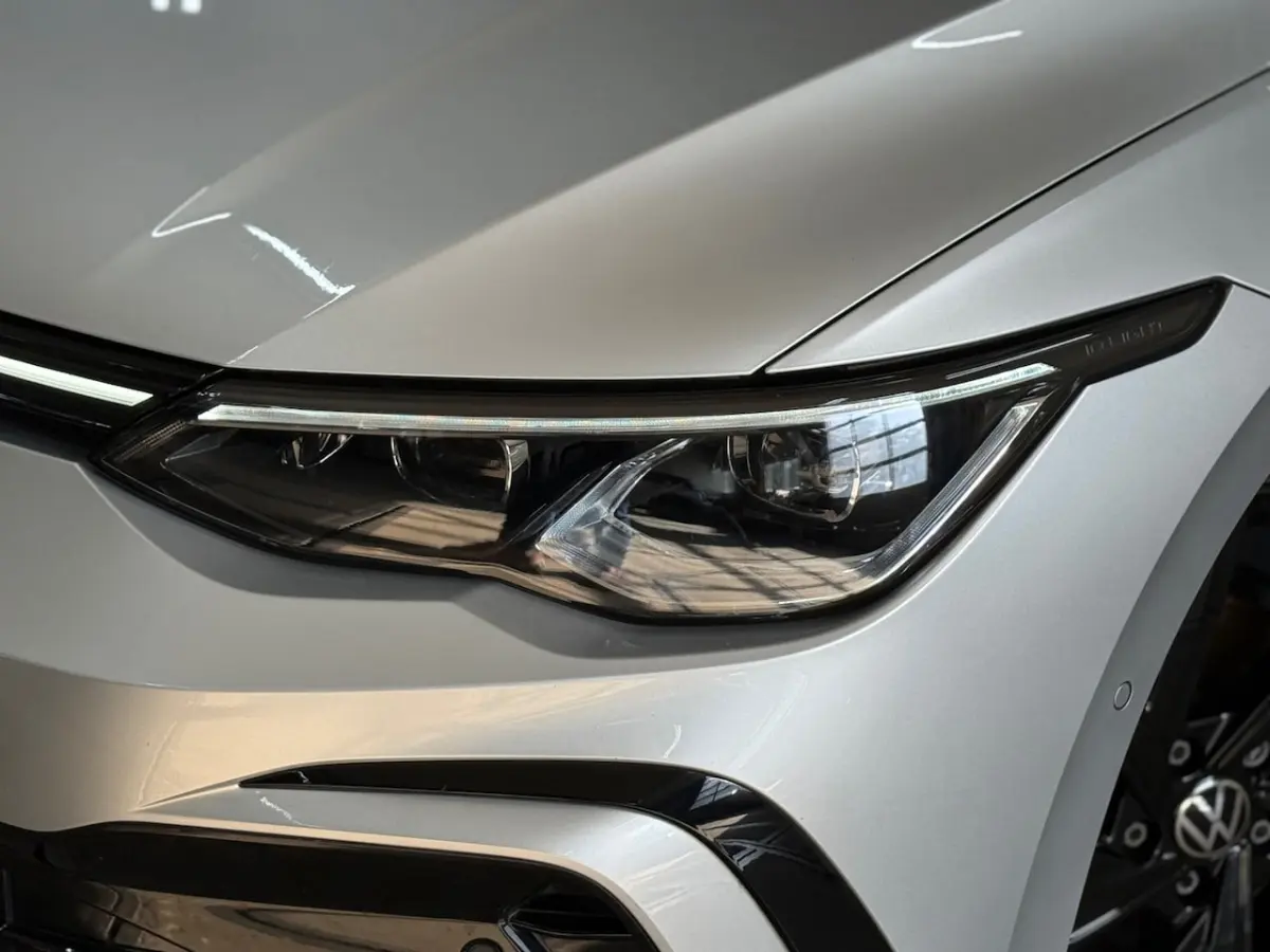 1.5 TSI R-Line 150pk | Pano | IQ Light | Black Style | Harman Kardon | Head up | ACC | BOM