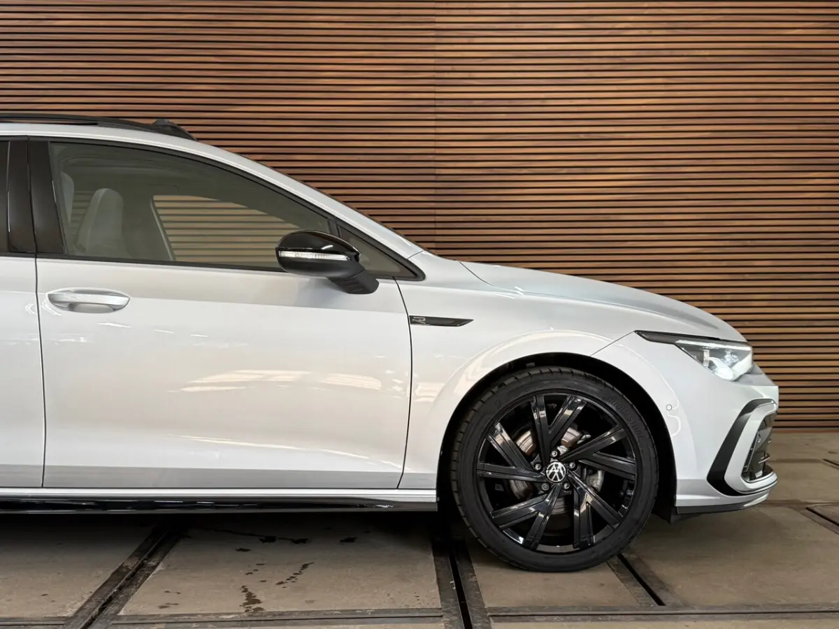 1.5 TSI R-Line 150pk | Pano | IQ Light | Black Style | Harman Kardon | Head up | ACC | BOM
