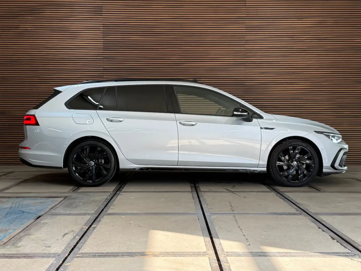 1.5 TSI R-Line 150pk | Pano | IQ Light | Black Style | Harman Kardon | Head up | ACC | BOM