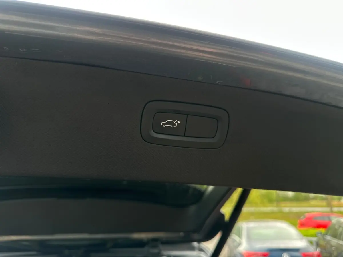 2.0 T8 Twin Engine AWD Inscription | Automaat | Memory | Stoel Verwarming/ koeling | Pano|