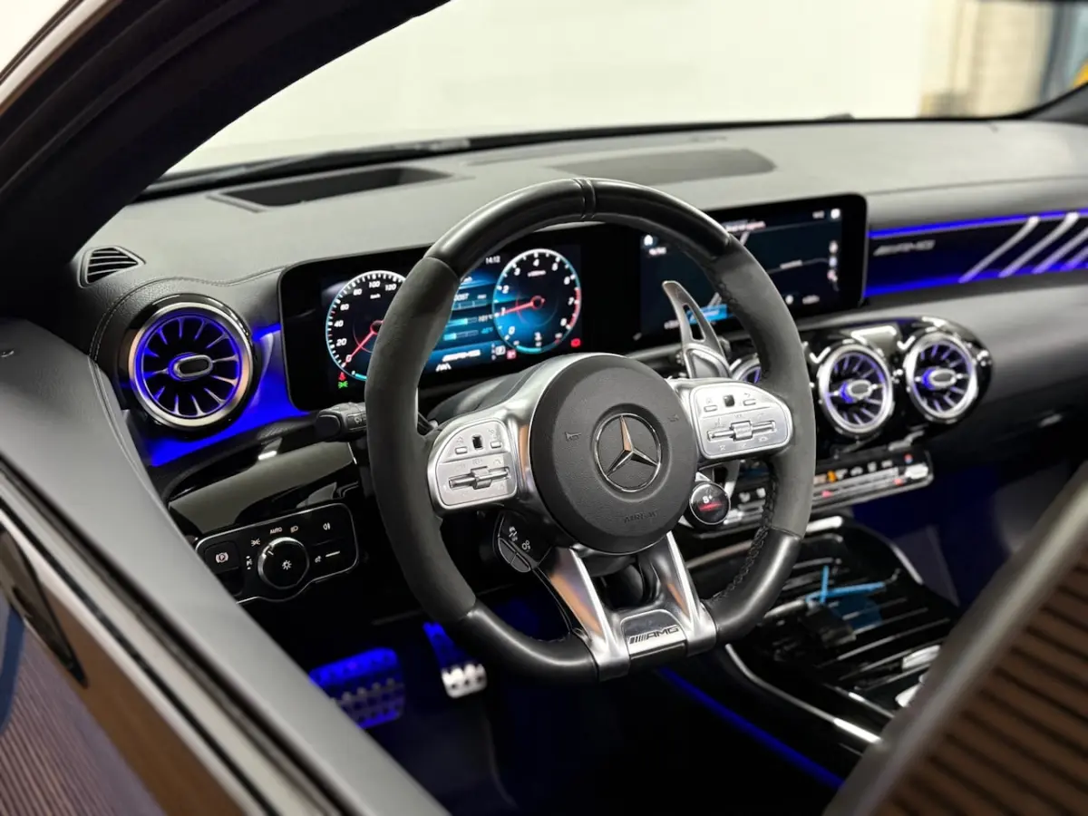 AMG 35 4MATIC NIGHT Premium Plus | PANO | Burmester | Ambient | HuD | MultiBeam LED | Wint