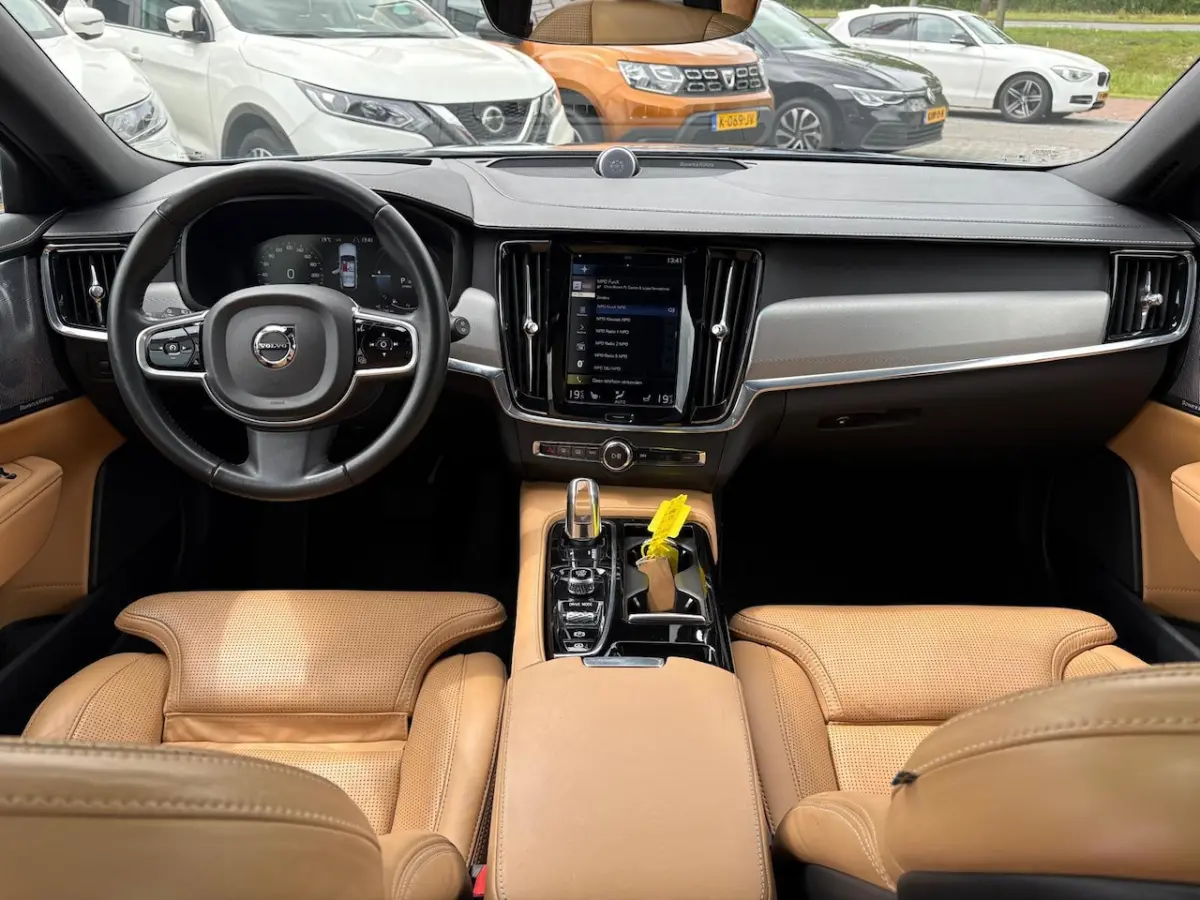 2.0 T8 AWD Inscription | Plug in | Leder | Memory | Head Up | Bowers en wilkins | Stoelver