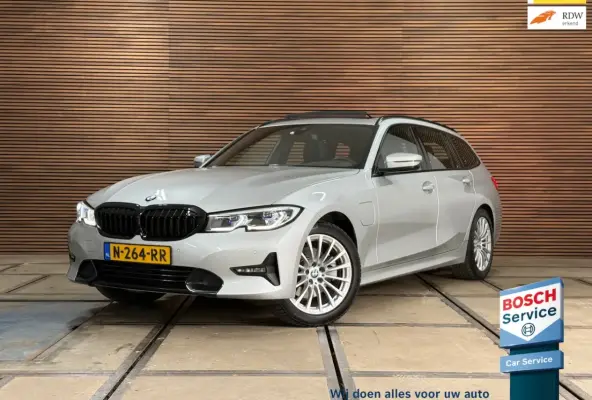 320e Sportline | Pano | Leder | Laser | Shadow Line | Trekhaak elektr. | 18 inch | Stoelve