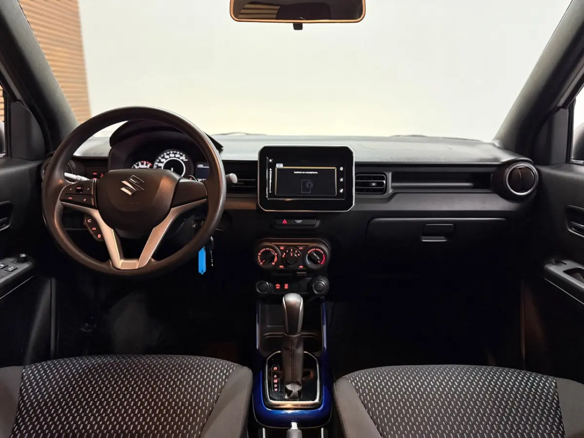 1.2 Smart Hybrid Select Automaat | Camera | Stoelverwarming | DAB Radio | LED | 16' inch