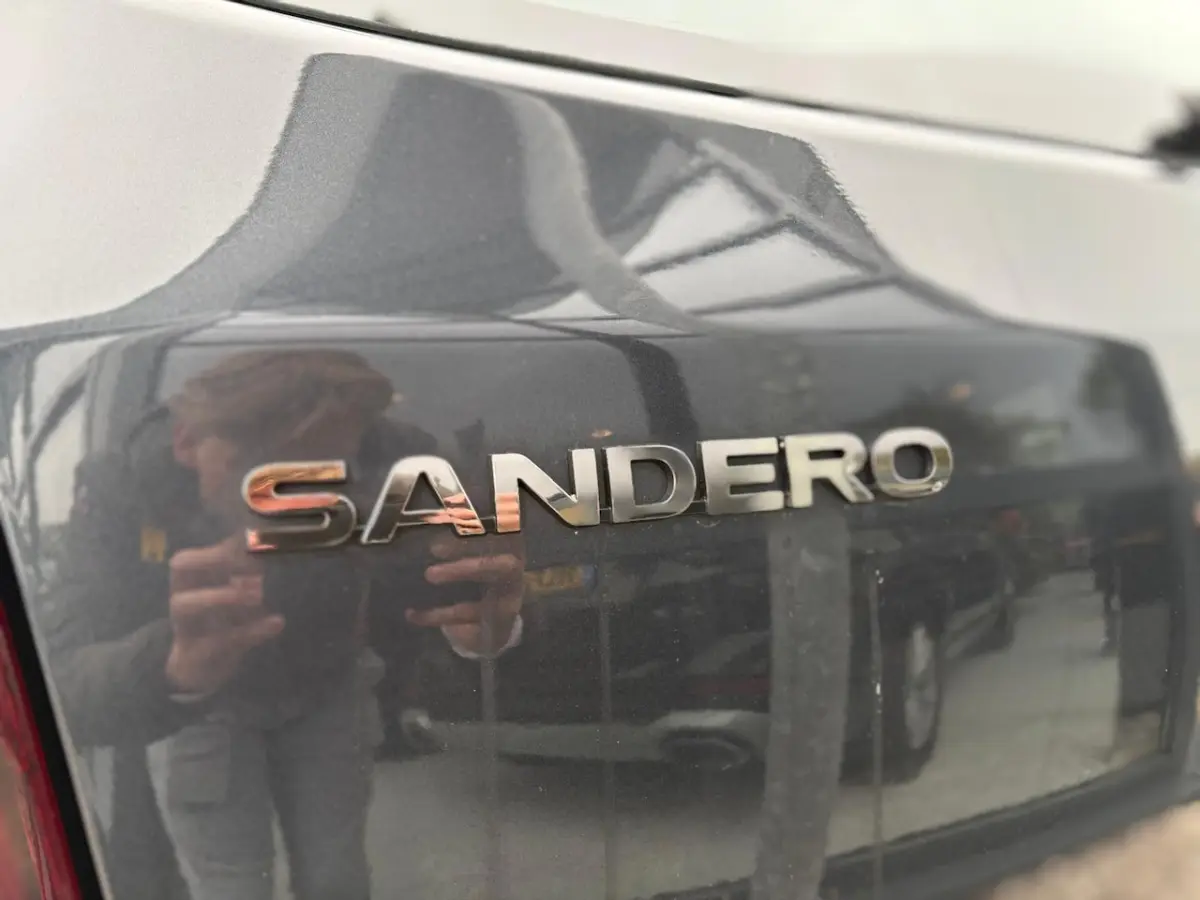 1.0 TCe Plus | Airco | Cruise | Navi | PDC | DAB | Dakrailing | Dealer Onderhouden |