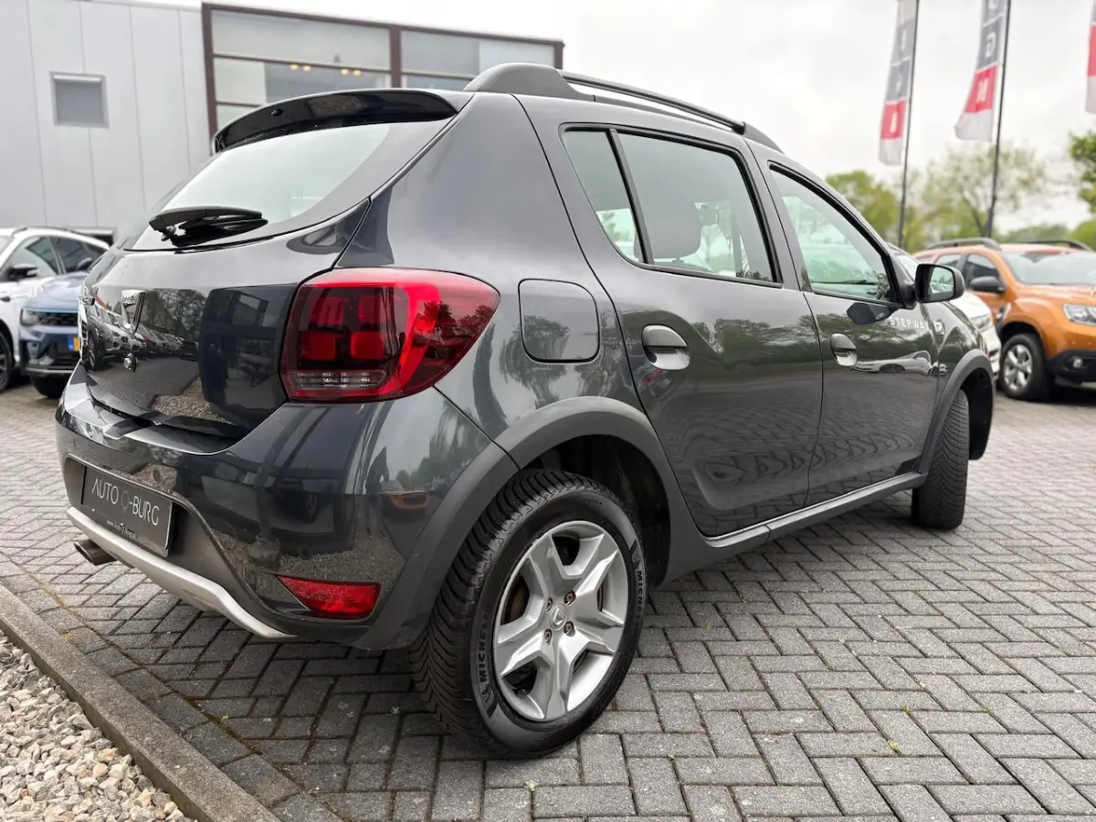1.0 TCe Plus | Airco | Cruise | Navi | PDC | DAB | Dakrailing | Dealer Onderhouden |